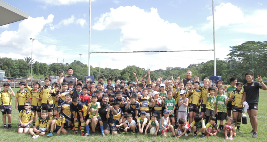 SUNWOLVES DELIGHTED THE KIDS WITH THEIR SURPRISE APPEARANCE