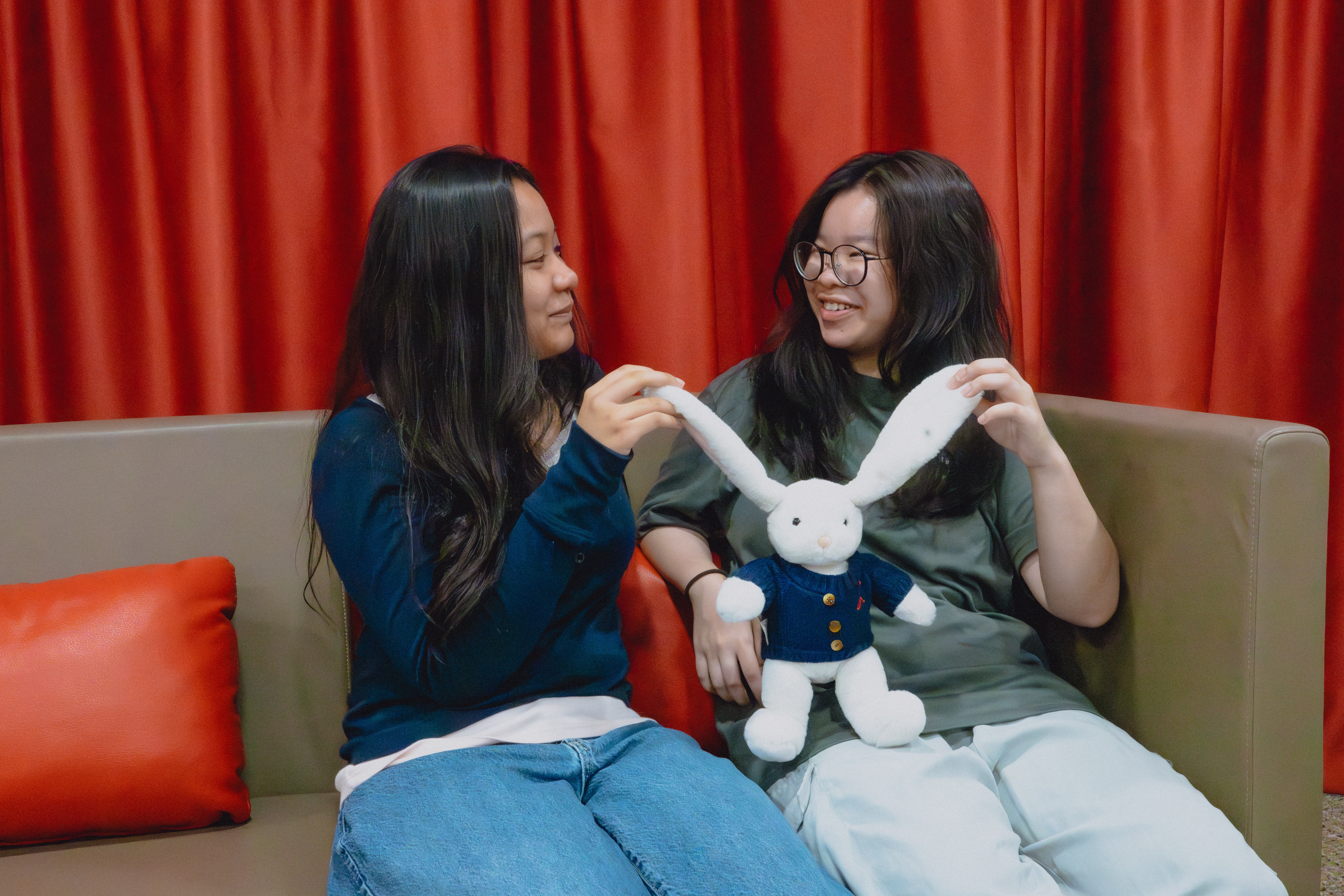 Photo Strips and DIY Dresses: Inside Singapore’s Laufey Fan Community