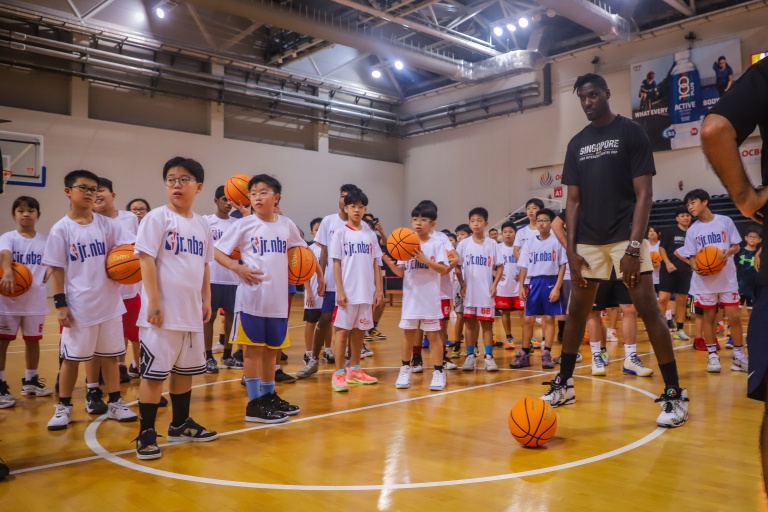 Jr hoop & Mediacorp